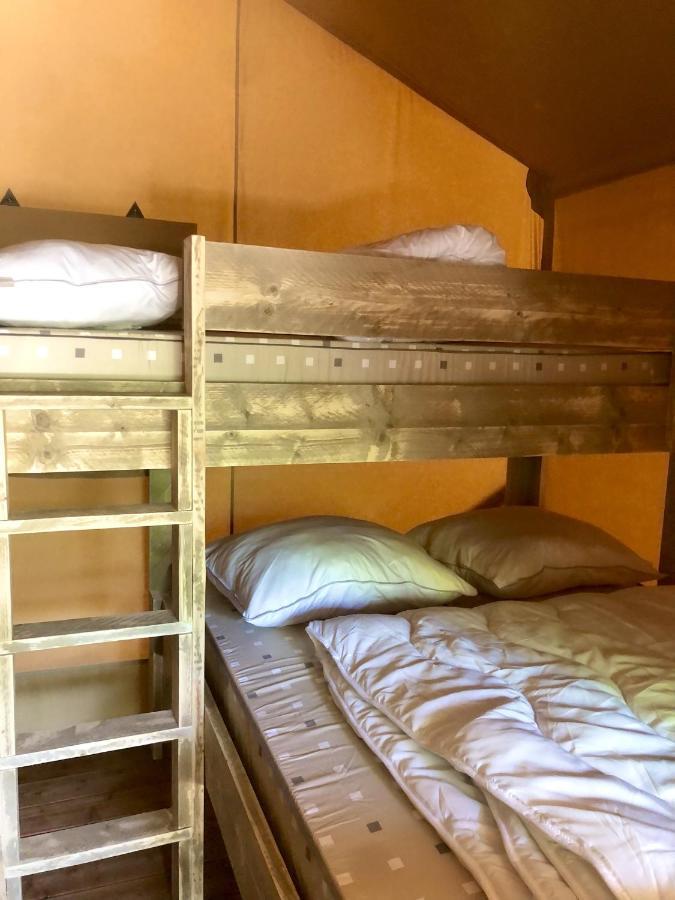 Camping Etang Des Bois Vieilles-Maisons-sur-Joudry ภายนอก รูปภาพ