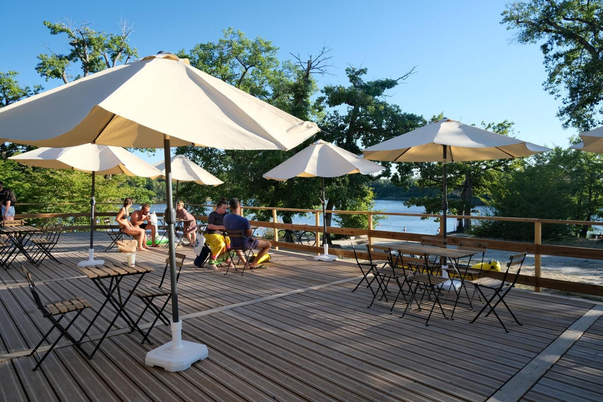 Camping Etang Des Bois Vieilles-Maisons-sur-Joudry ภายนอก รูปภาพ