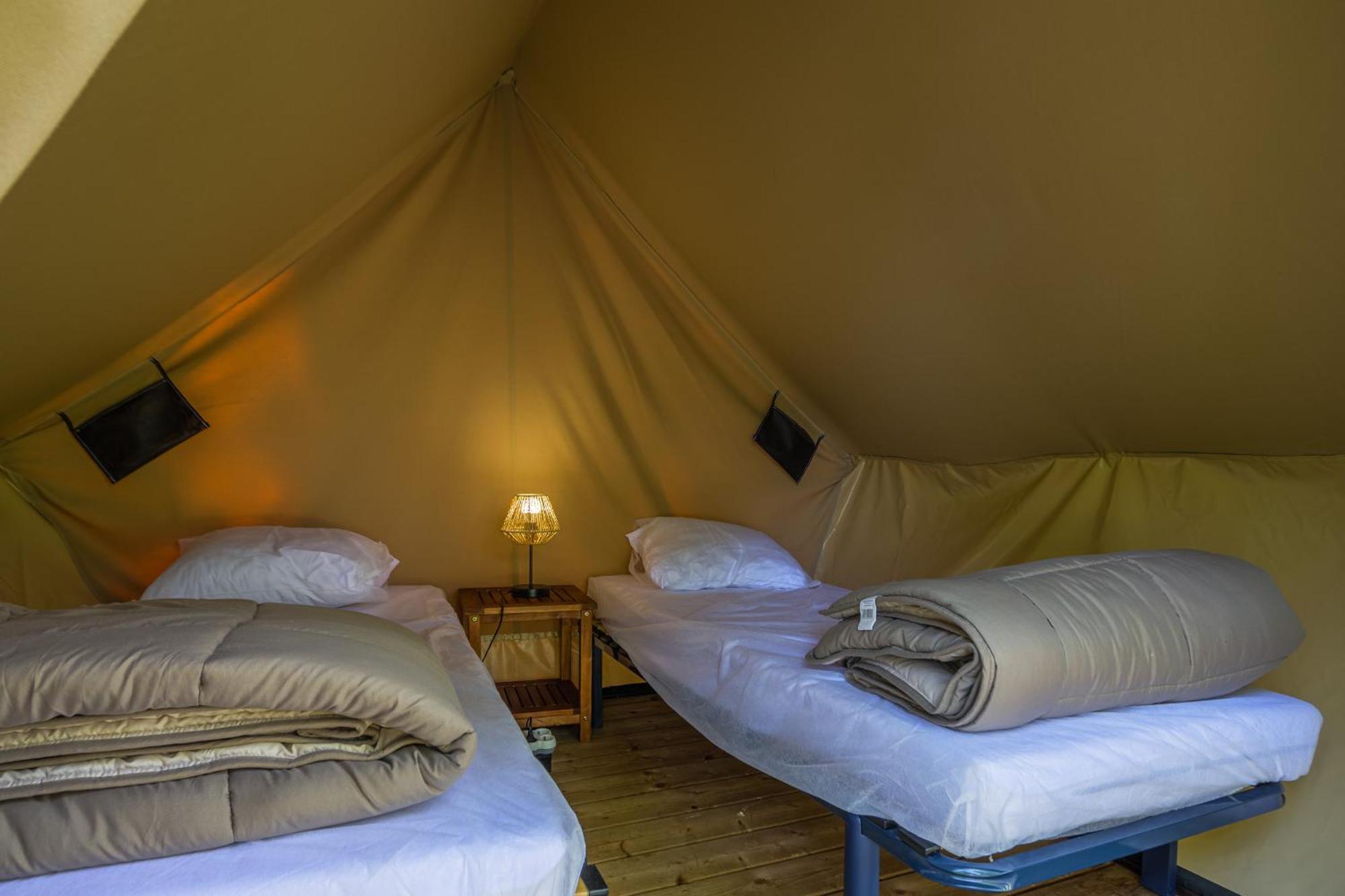Camping Etang Des Bois Vieilles-Maisons-sur-Joudry ภายนอก รูปภาพ
